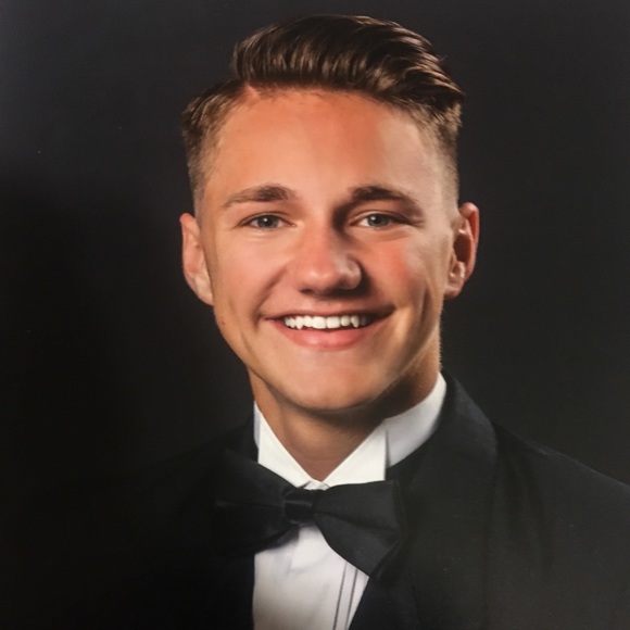 Meet your Posher, Alex - Picture 1 of 1